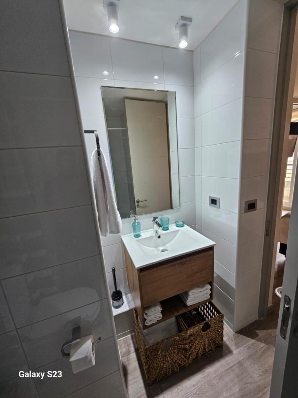 Modern And Comfortable In