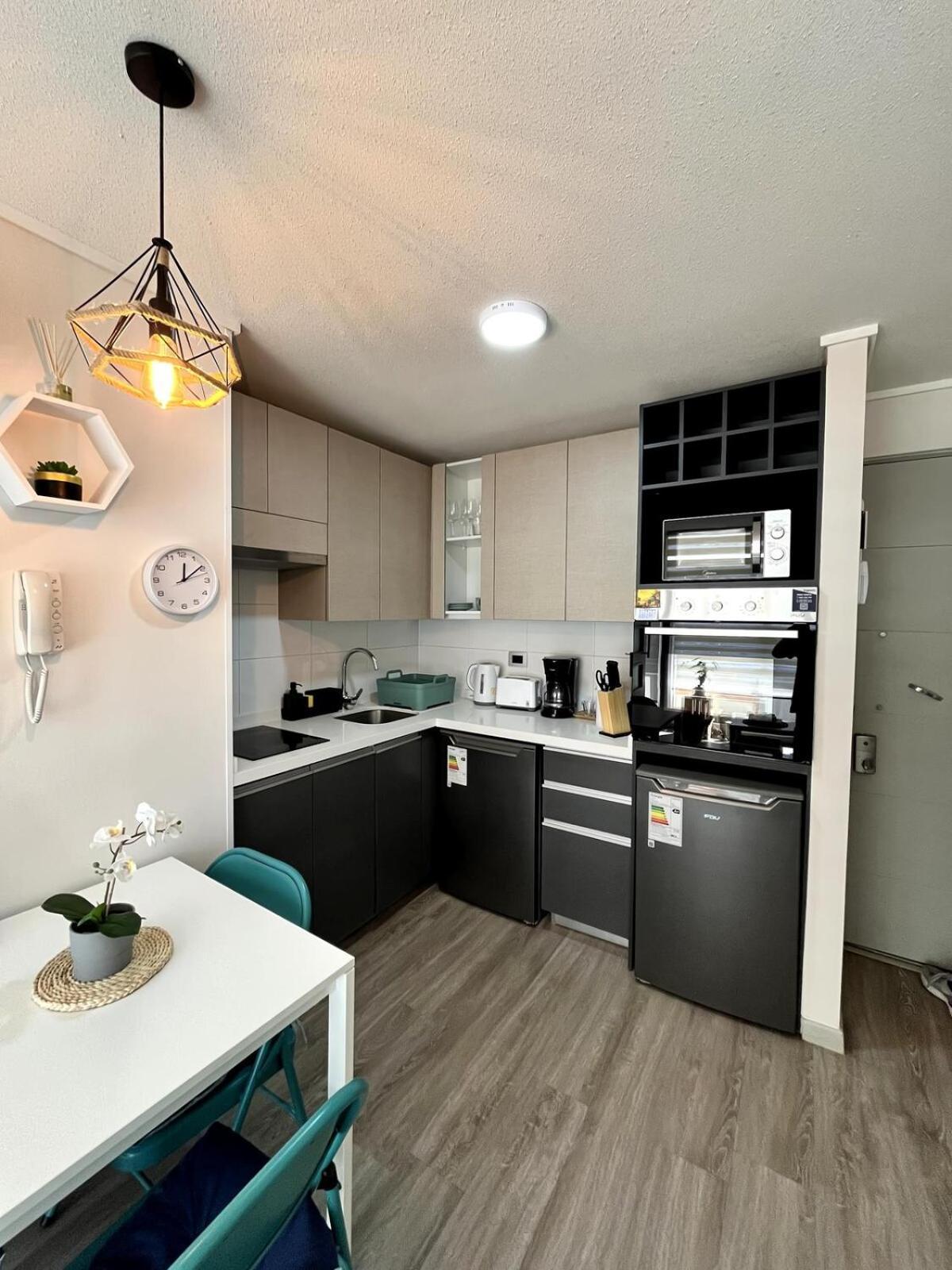 Modern And Comfortable In Apartamento